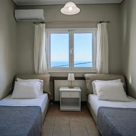 Doreta Villa *